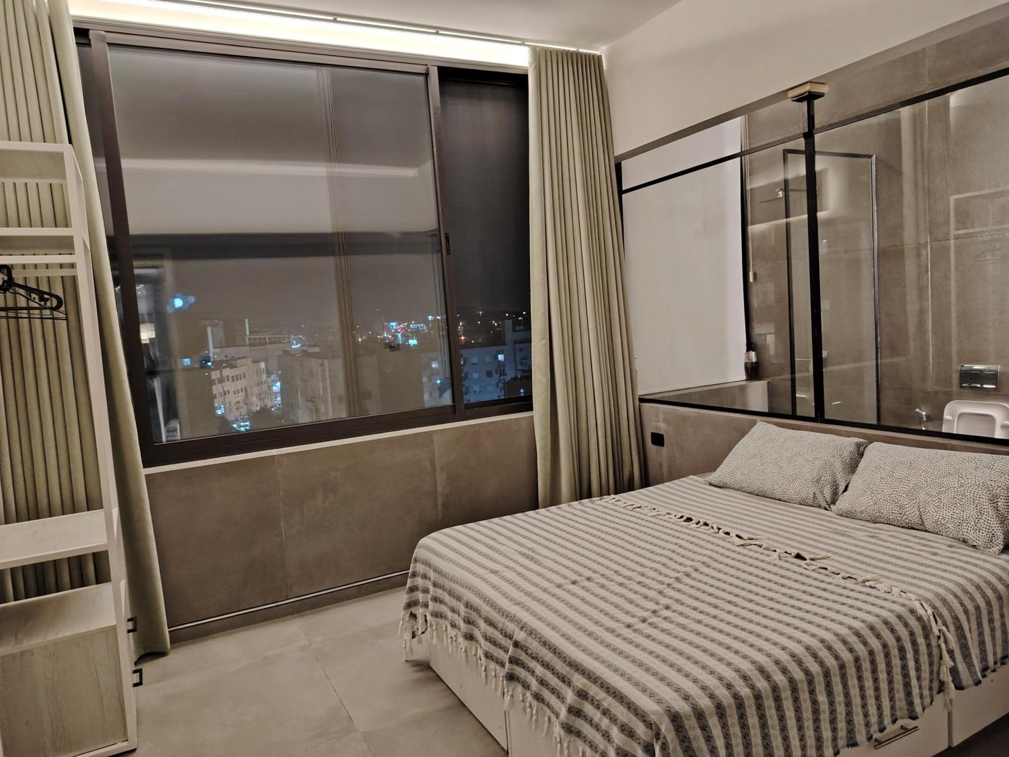 Rooftop One Room غرفه نوم فقط Amman Esterno foto